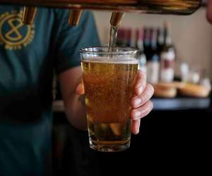 pouring a pint of beer