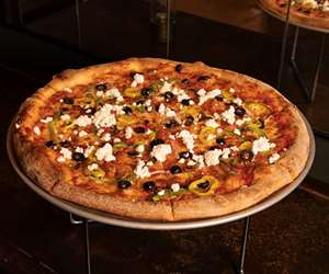 Eat Your Veggies Pizza