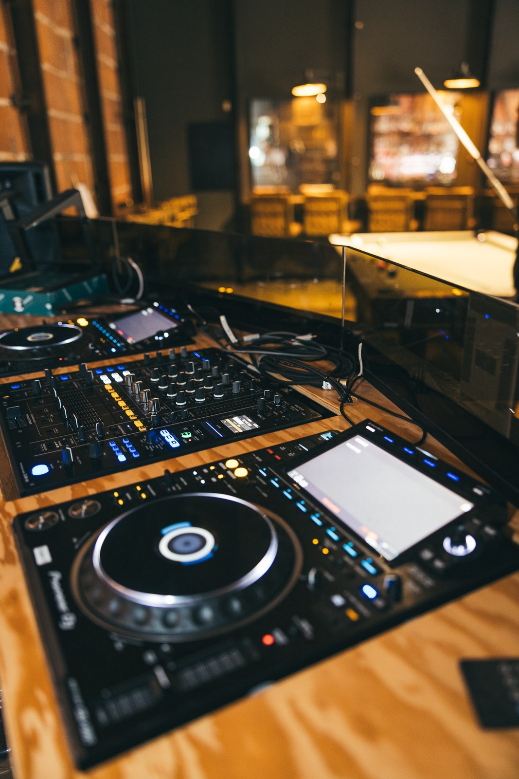 DJ decks at Far Corner - Far Corner DJ decks at Far Corner - Far Corner